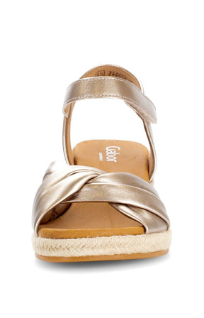 Gabor Knot Sandal in Gold 