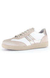 Gabor Trainer in White/Beige