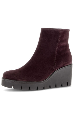 Gabor Wedge Heel Ankle Boots in Mulberry 