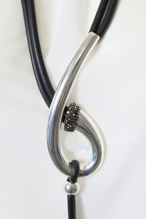 Gael Necklace in Silver