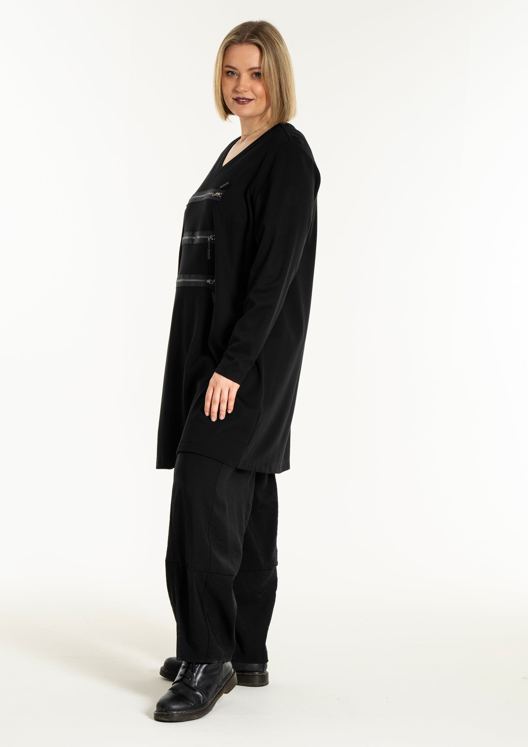 Gozzip Isla Tunic in Black