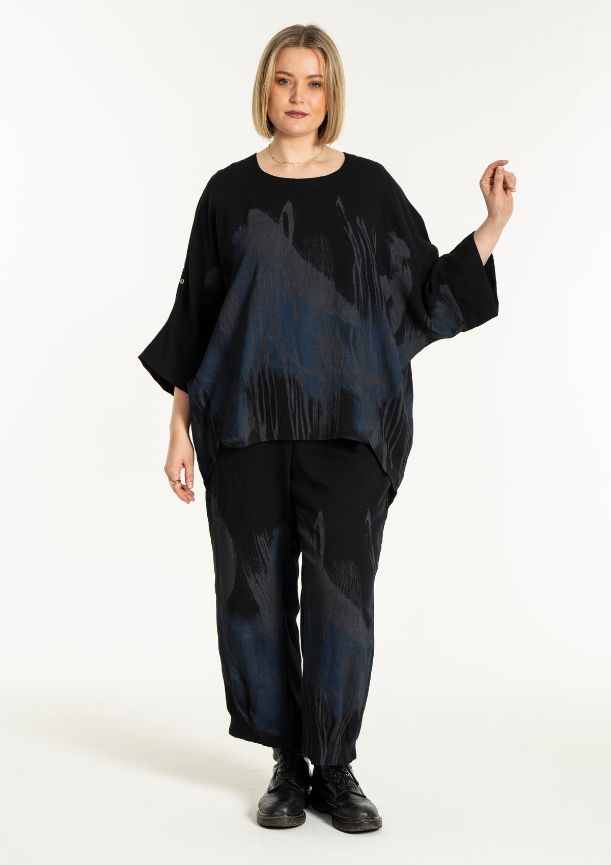 Gozzip Kleo Blouse in Black