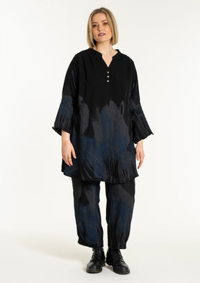 Gozzip Violet Tunic in Black