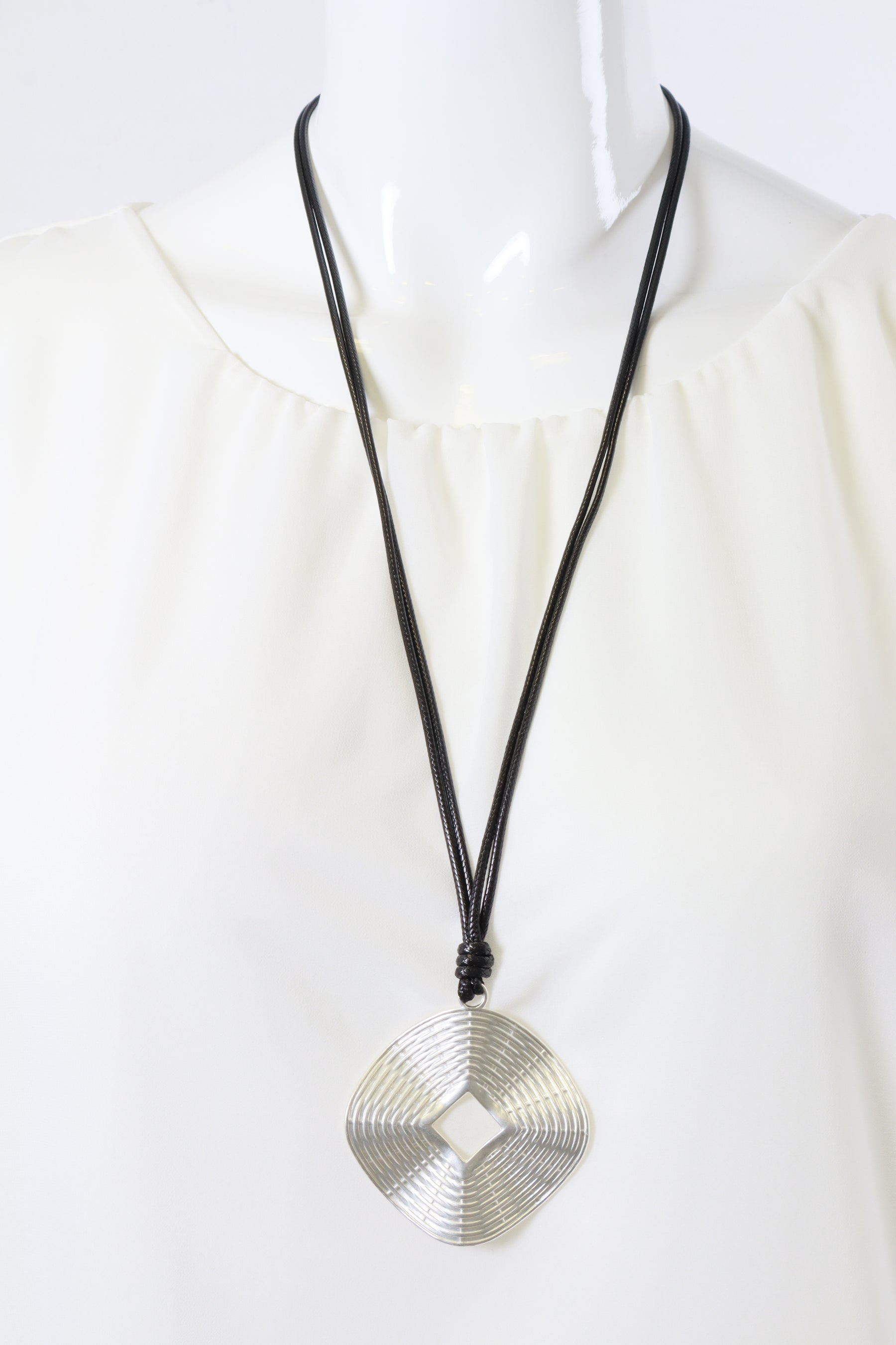 Grainne Necklace in Silver
