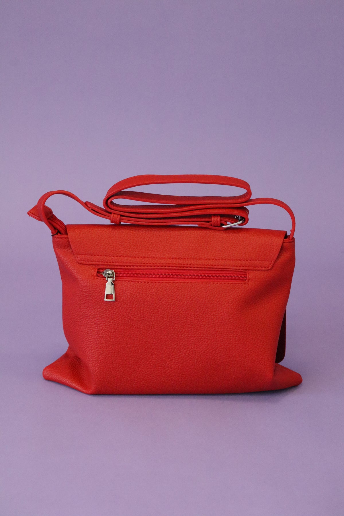 Gia Crossbody Bag in Red