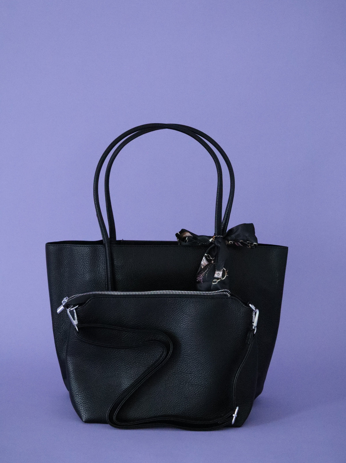 Bonnie Tote Handbag in Black