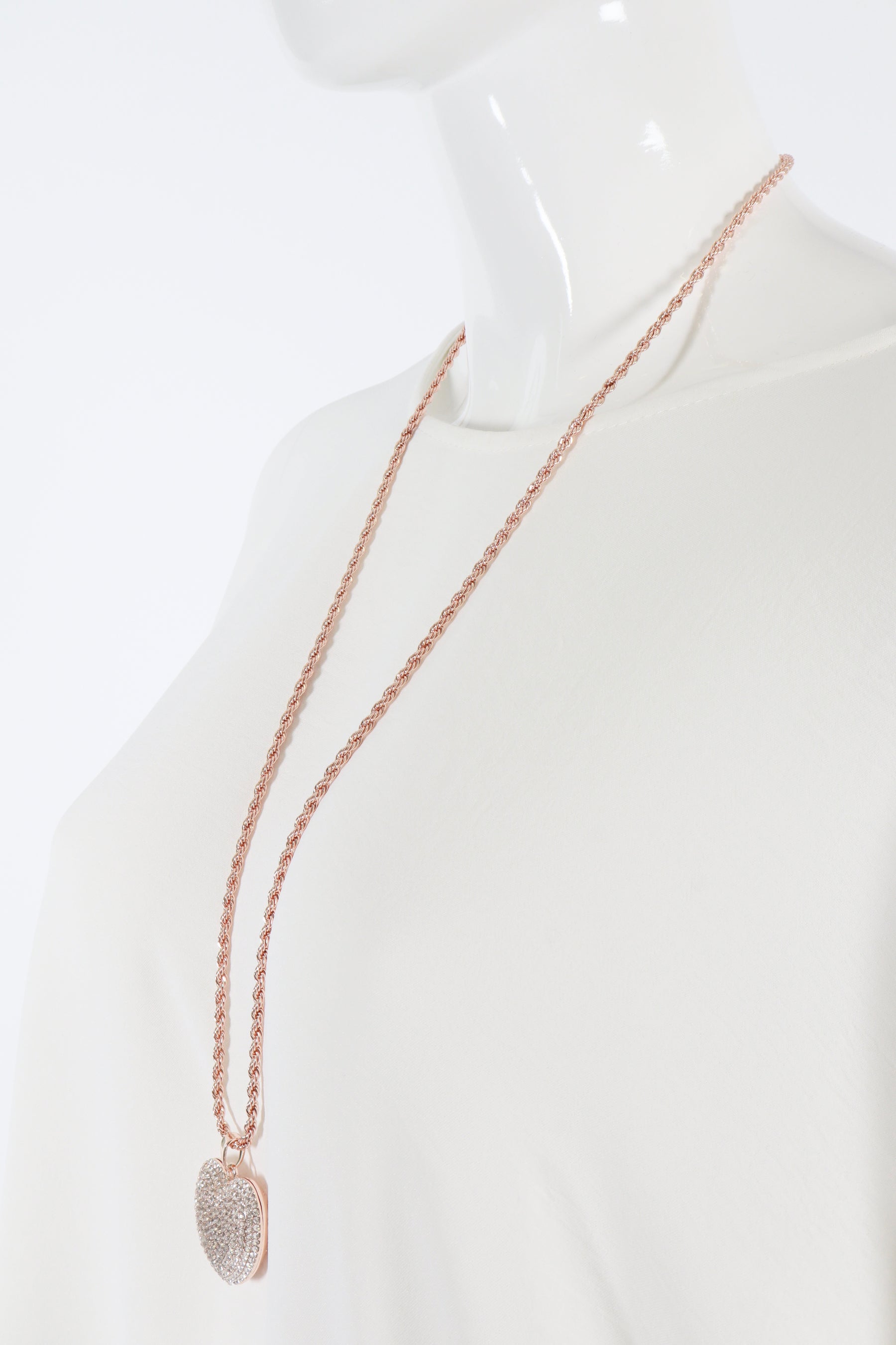 Lara heart necklace in Rose Gold