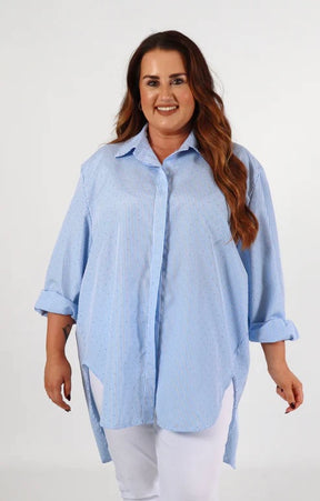 Sadie Oversized Shirt in blue
