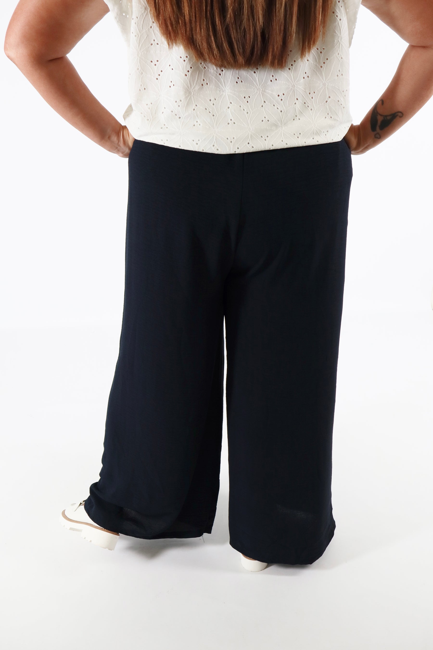 Bella Wide Leg Trousers in Navy