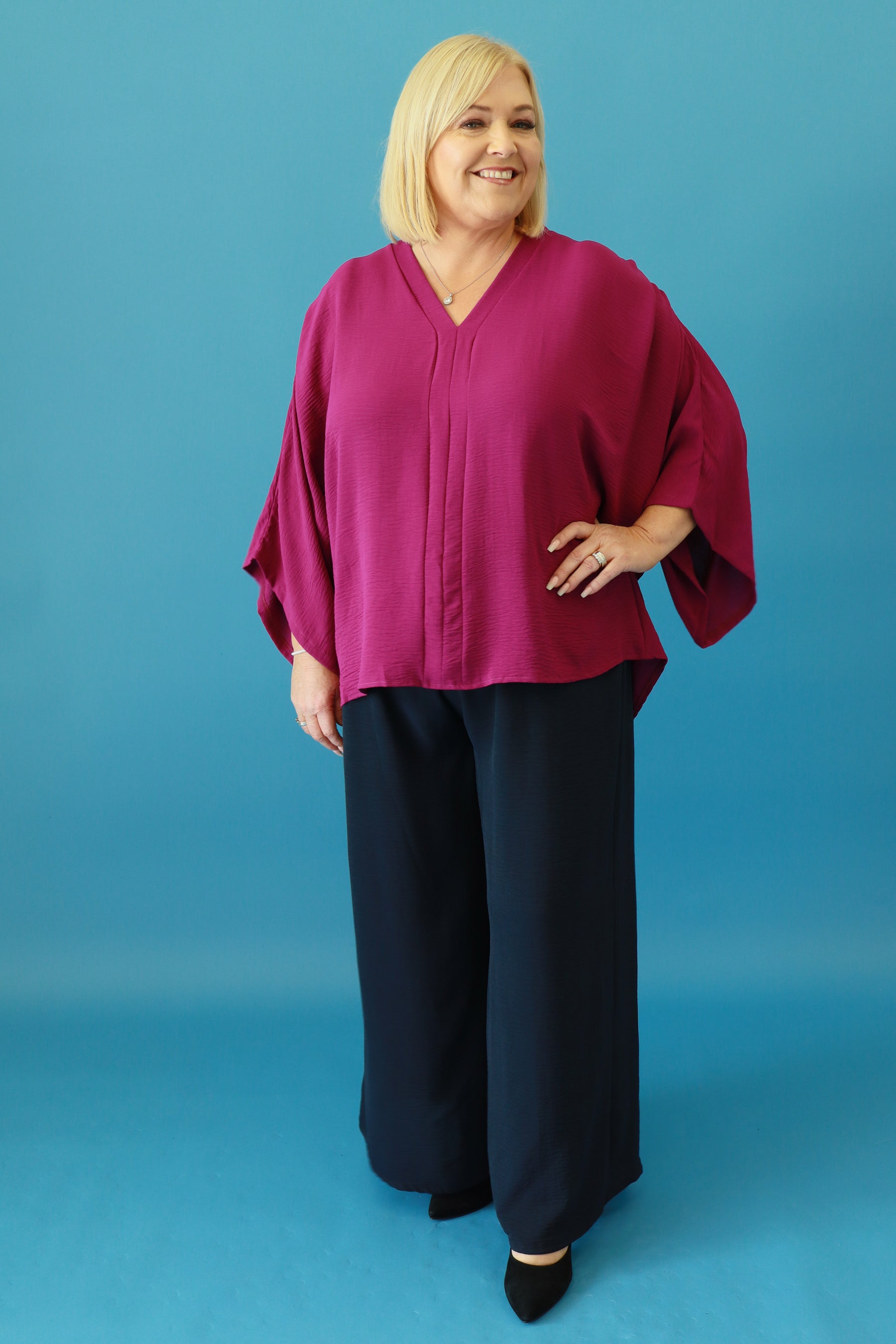 Bella Wide Leg Trousers in Navy Plus Size Clothing Wardrobeplus.ie