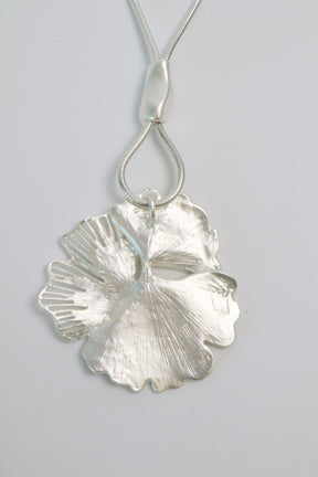 Poppy Necklace in Silver