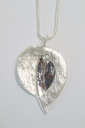 Esther Necklace in Silver