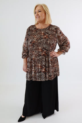 Meadow Pleated Blouse in Brown Leopard