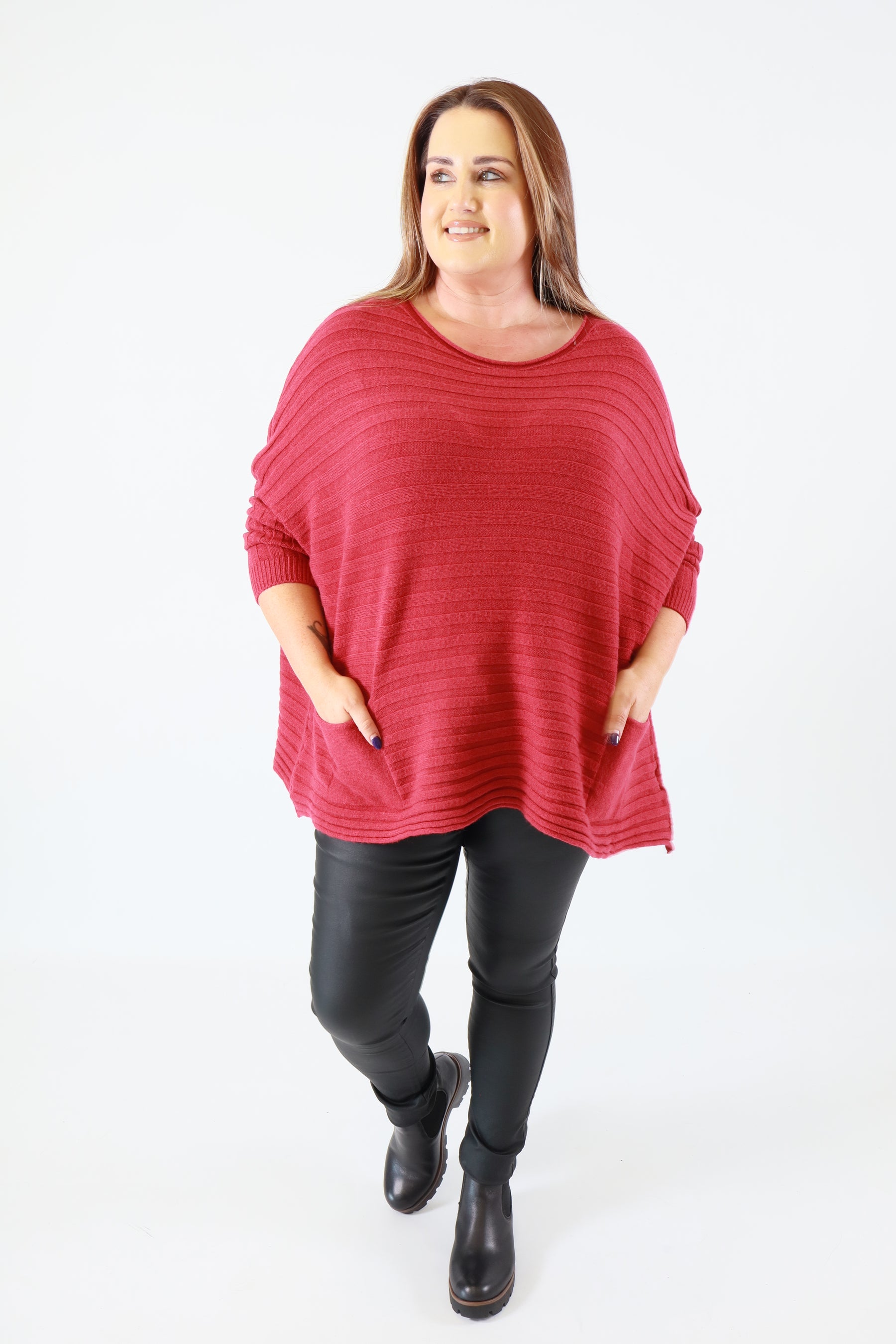 Clara Oversized Knit Jumper in Wine