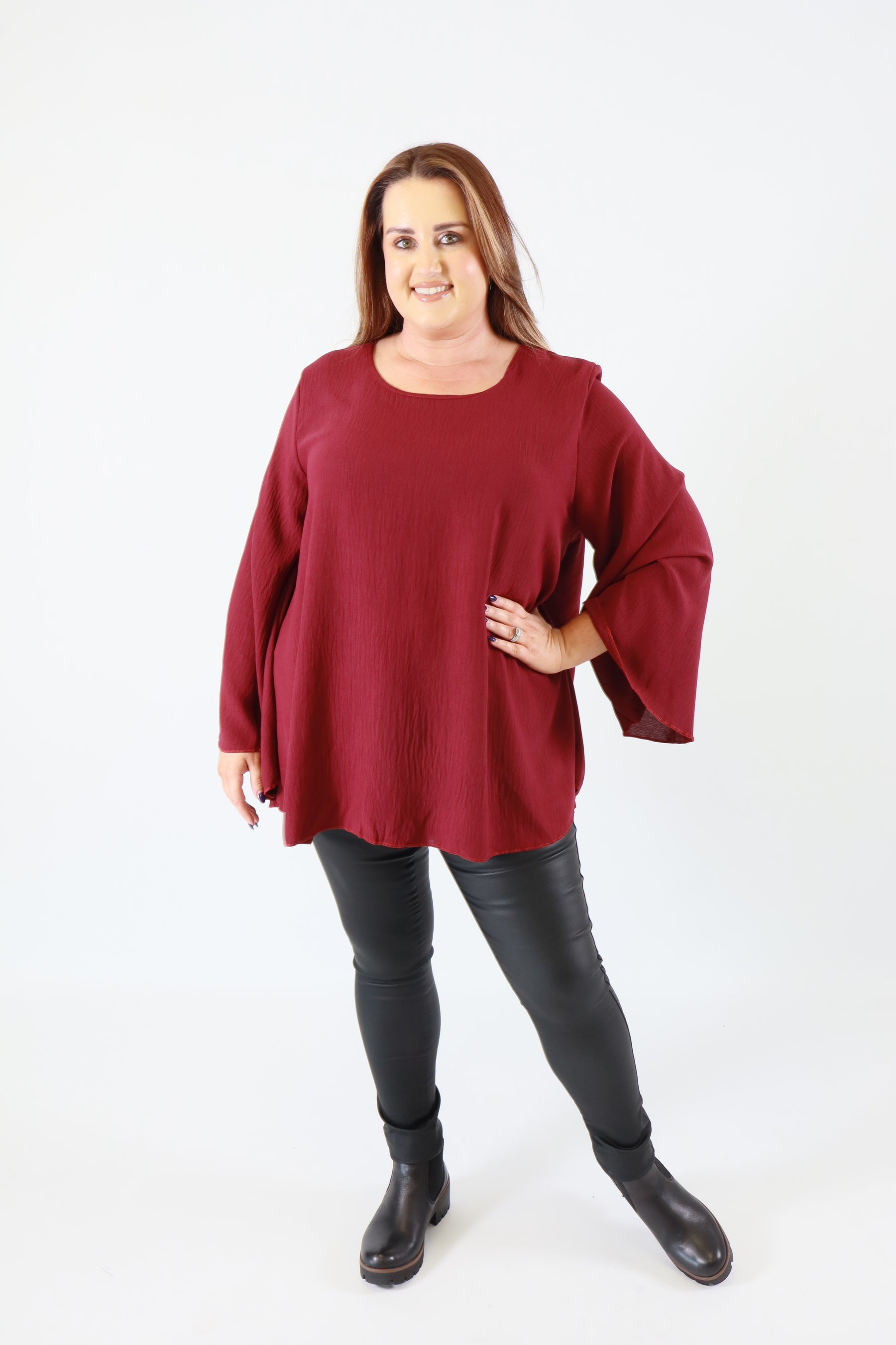 Nyla Blouse in Wine