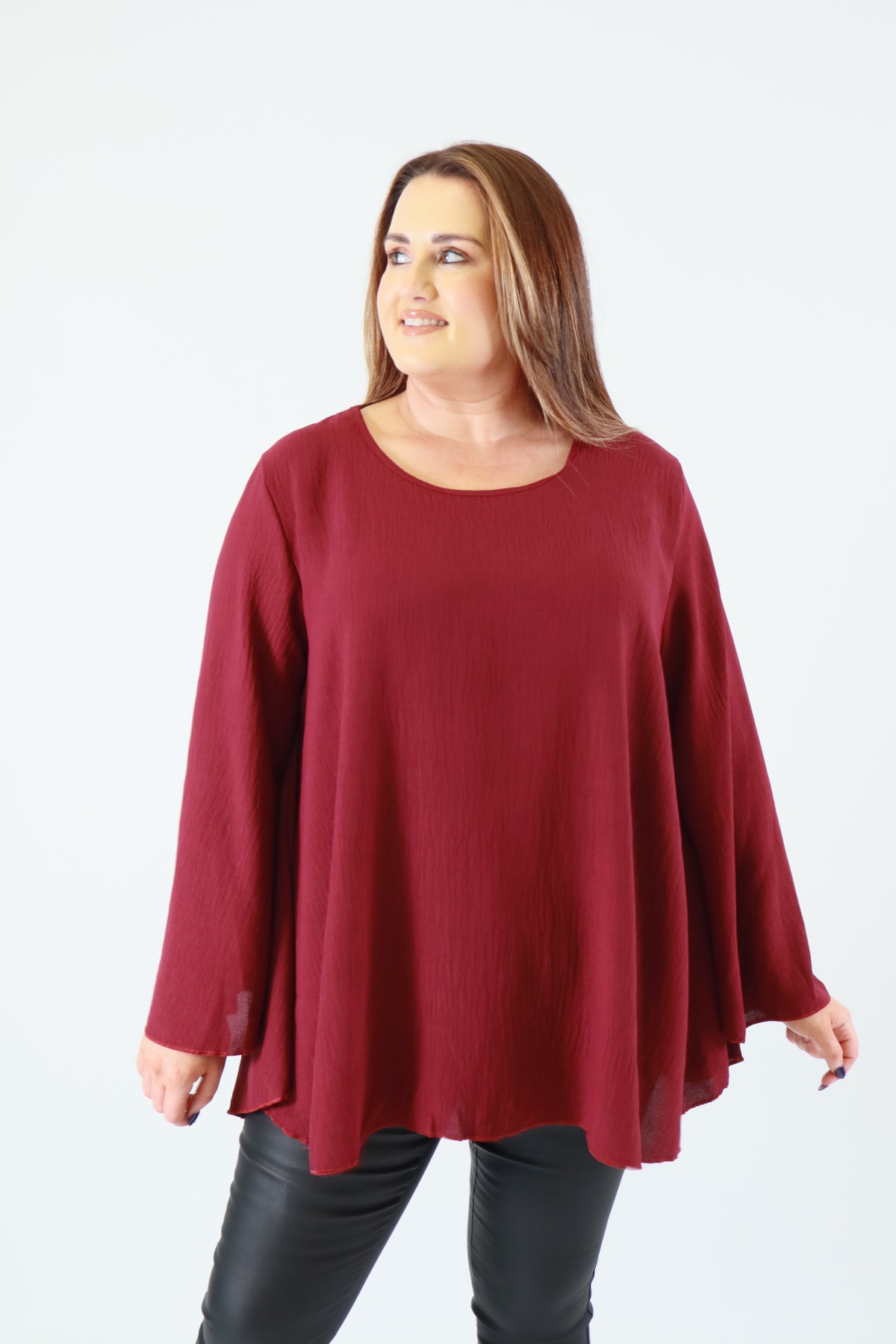 Nyla Blouse in Wine