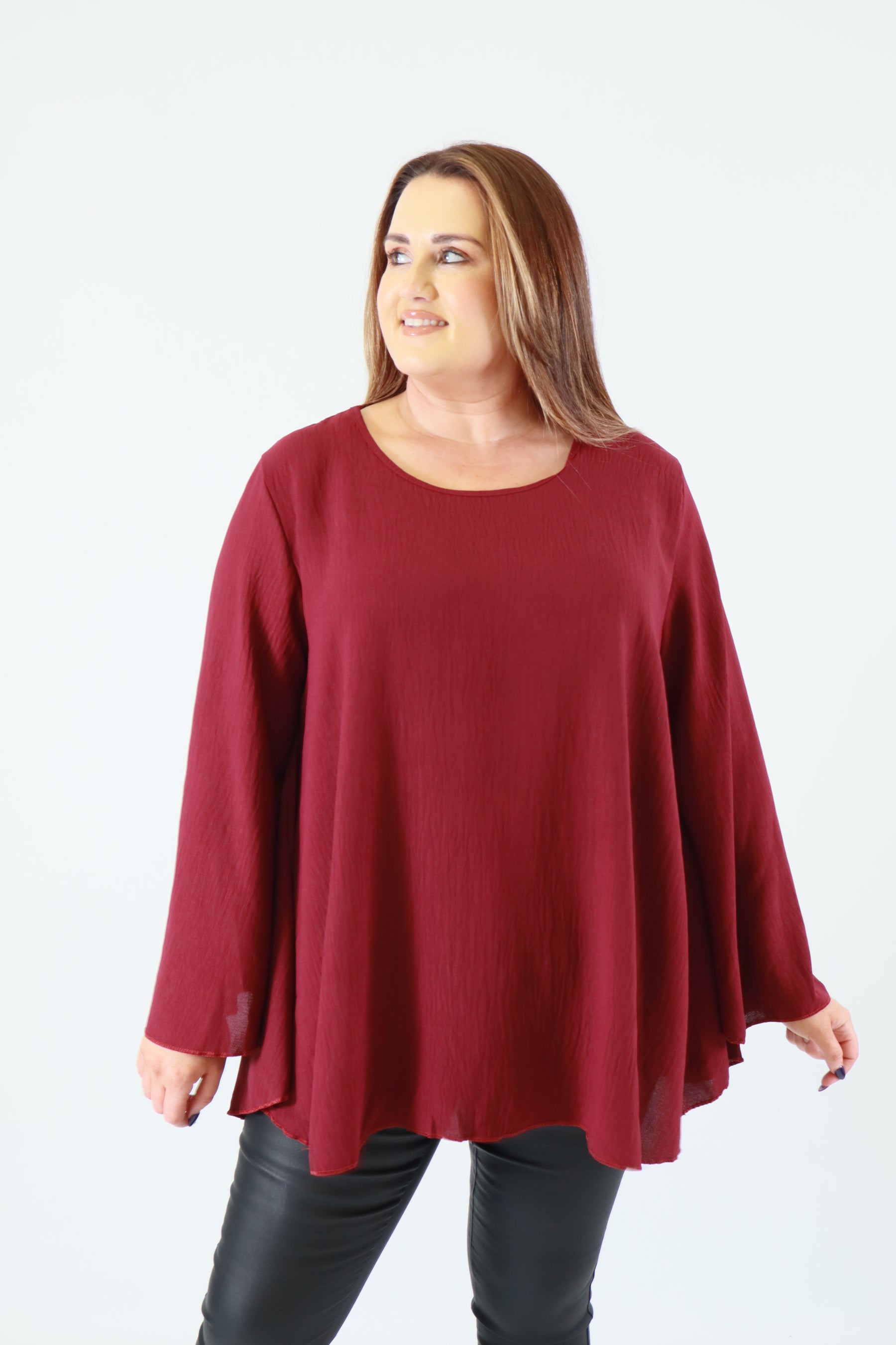 Nyla Blouse in Wine