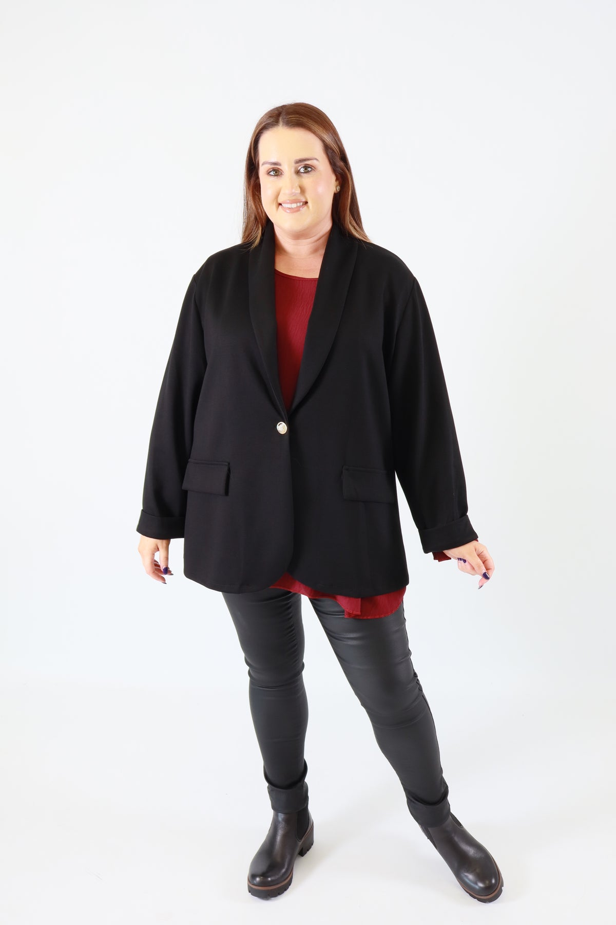 Liv Blazer in Black