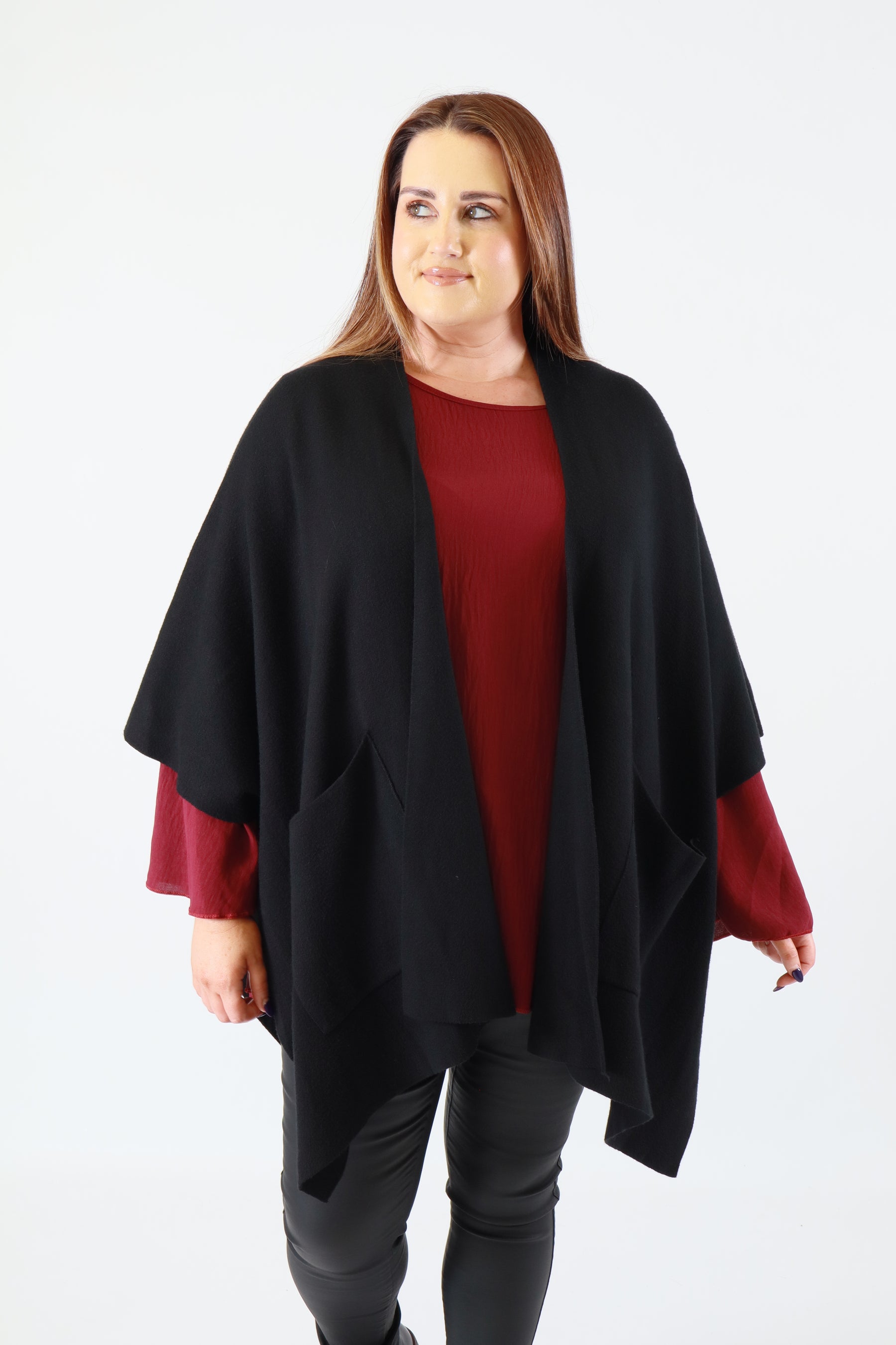 Kaia Open Cape in Black
