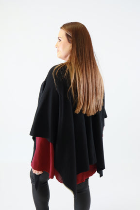 Kaia Open Cape in Black