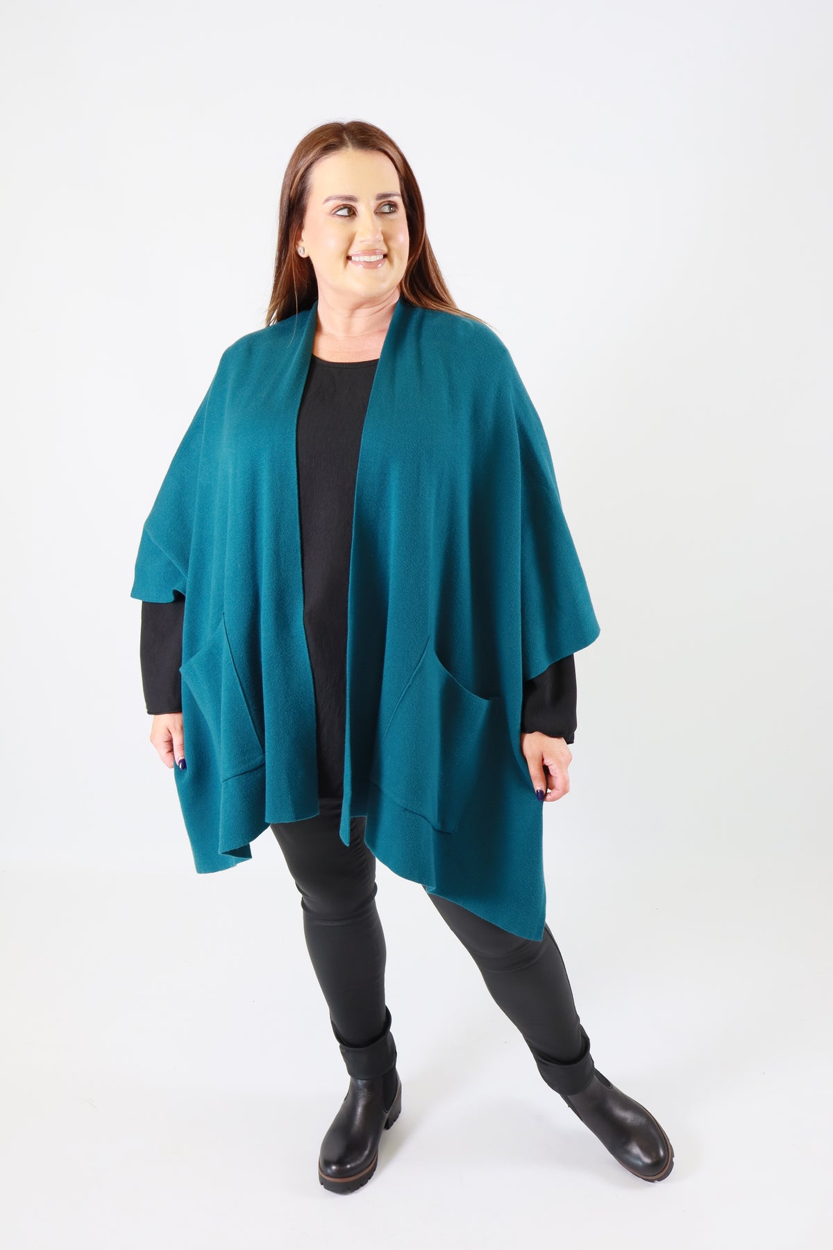 Kaia Open Cape in Teal