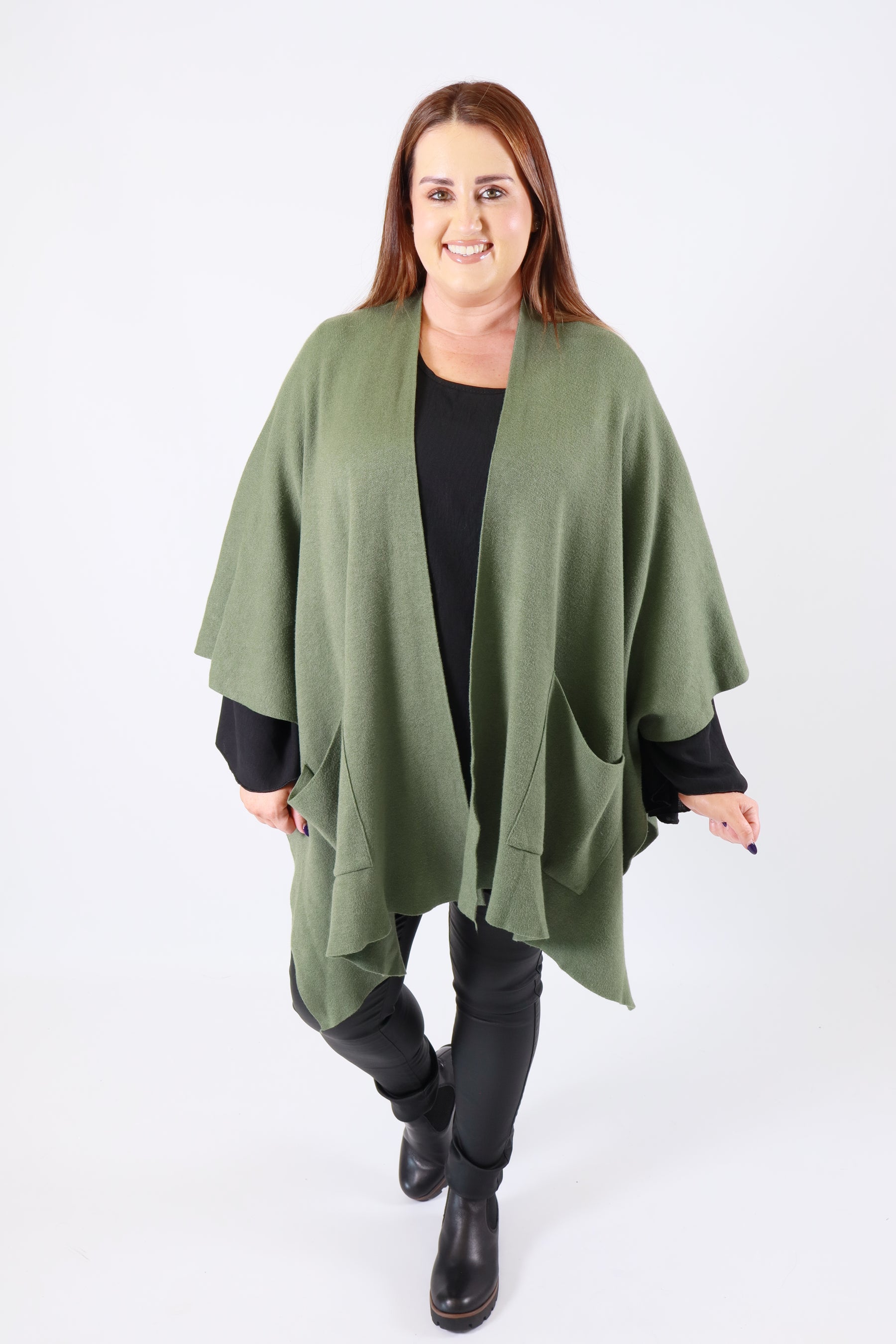 Kaia Open Cape in Khaki