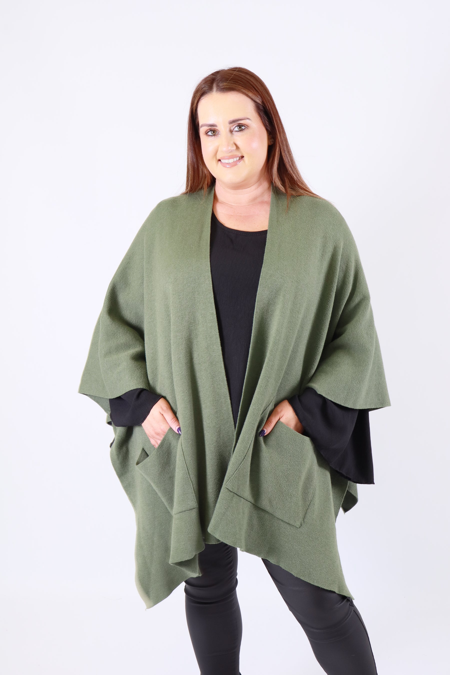 Kaia Open Cape in Khaki