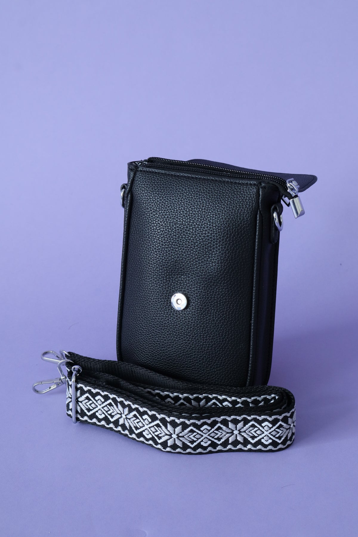 Phoebe Phone Bag in Black