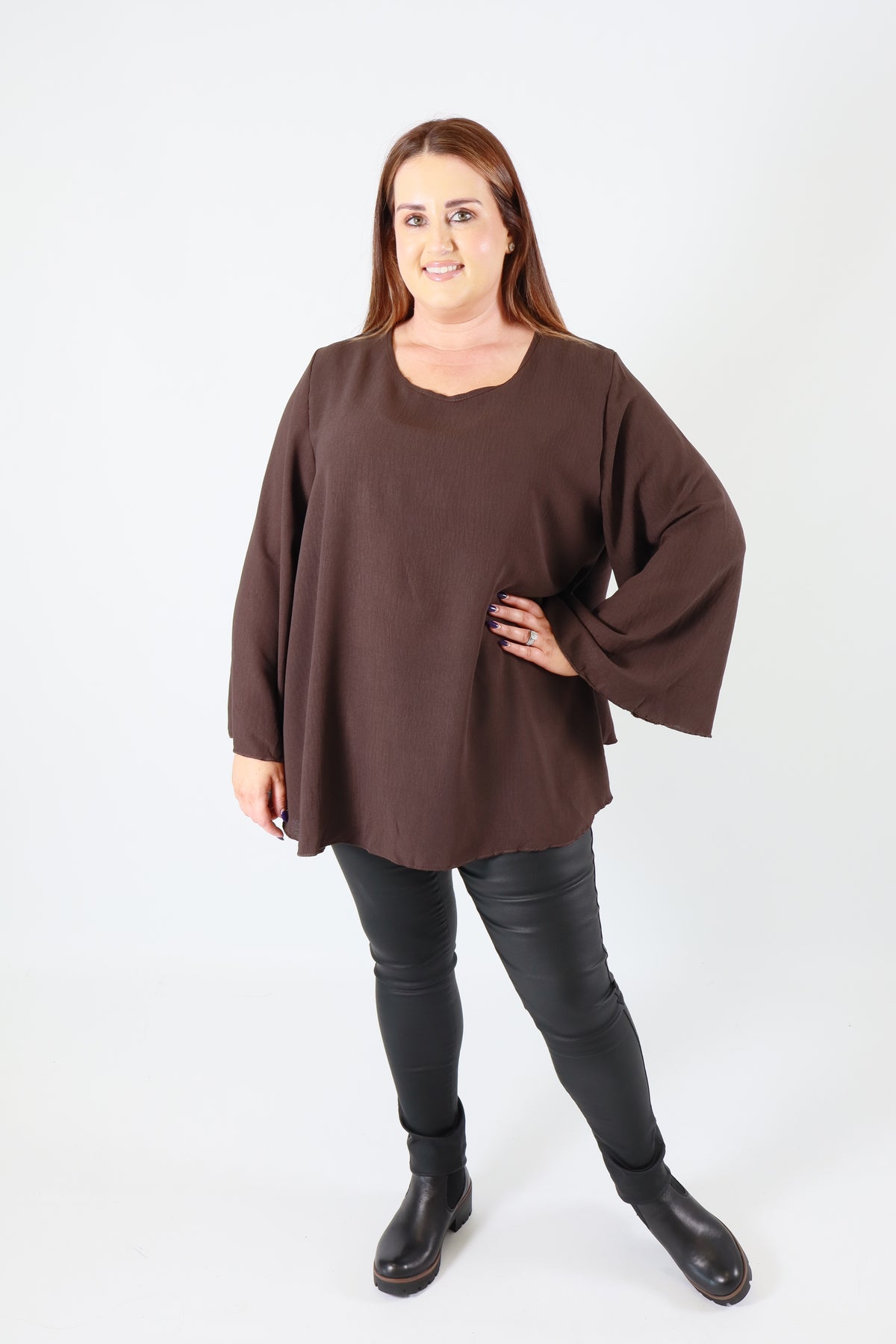 Nyla Blouse in Brown