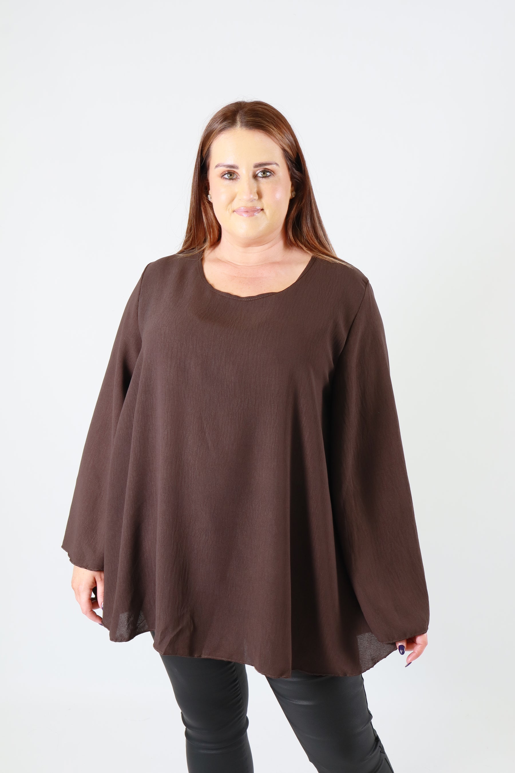 Nyla Blouse in Brown