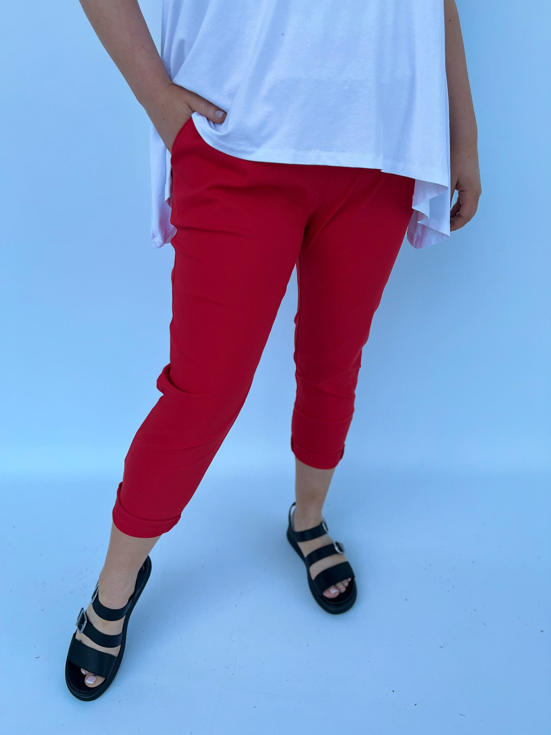 Hailey Jogger in Red