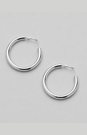 Jenny Hoop Earrings in Silver 
