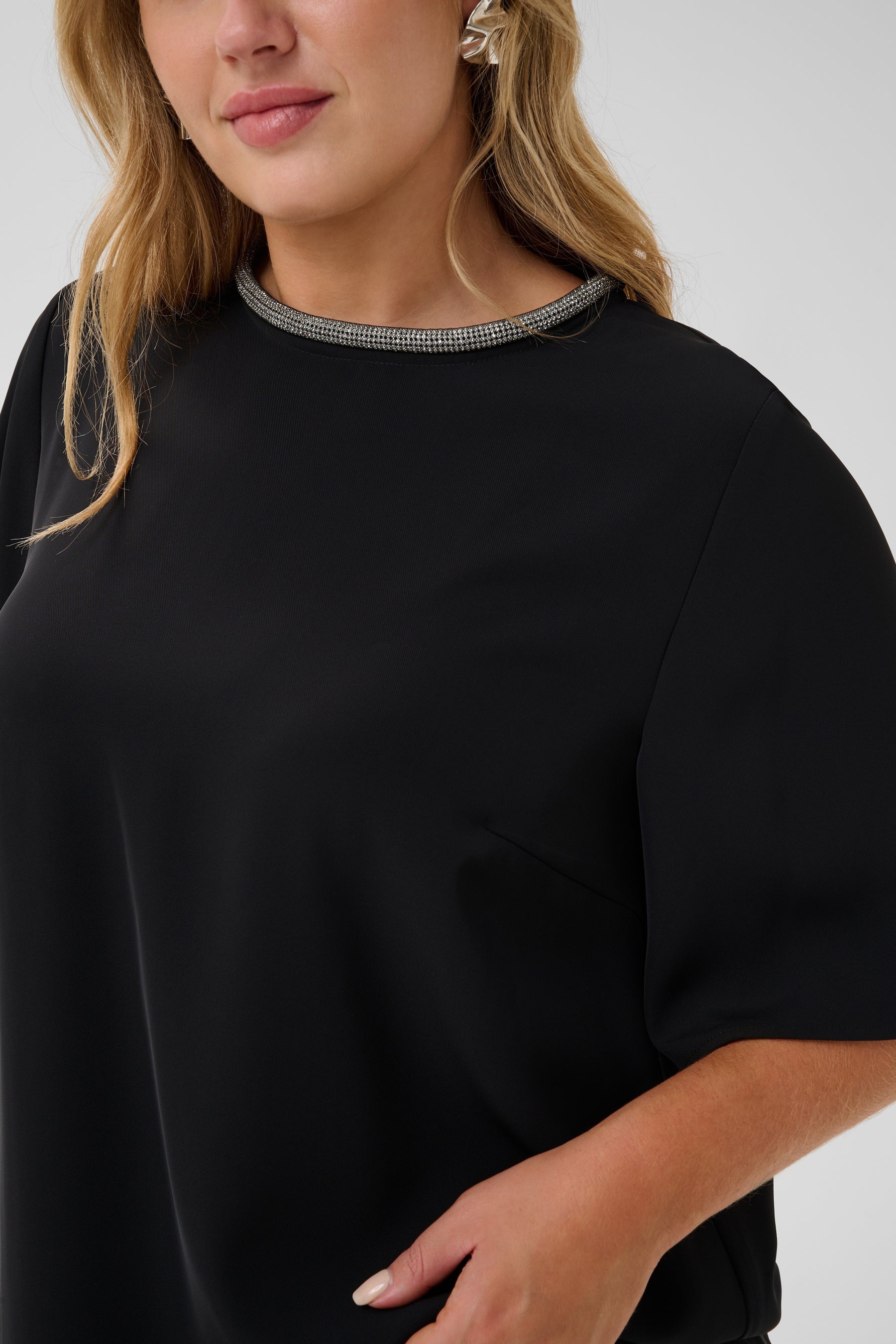 Kaffe Curve Alie Blouse in Black 