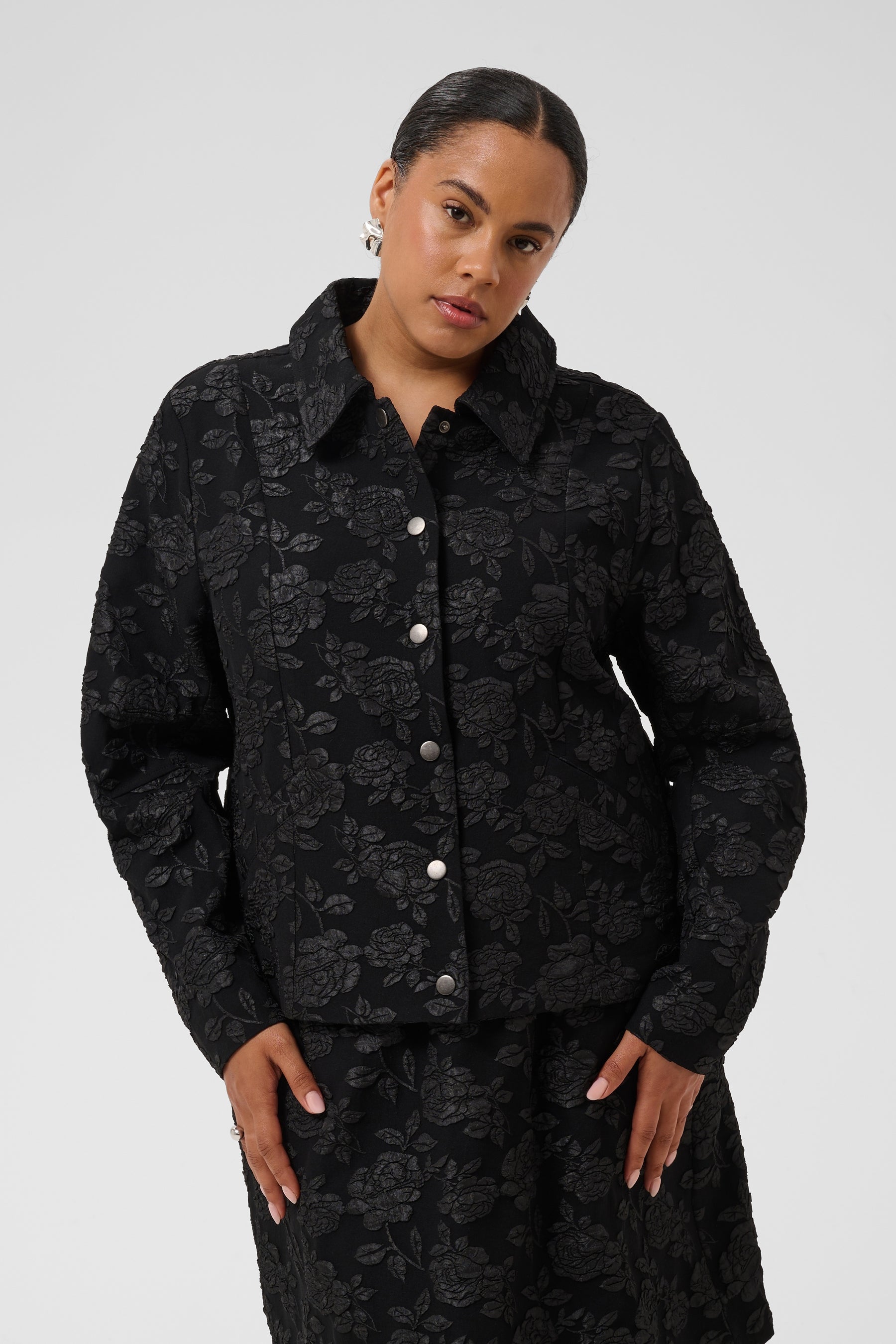 Kaffe Curve Camina Jacket in Black 