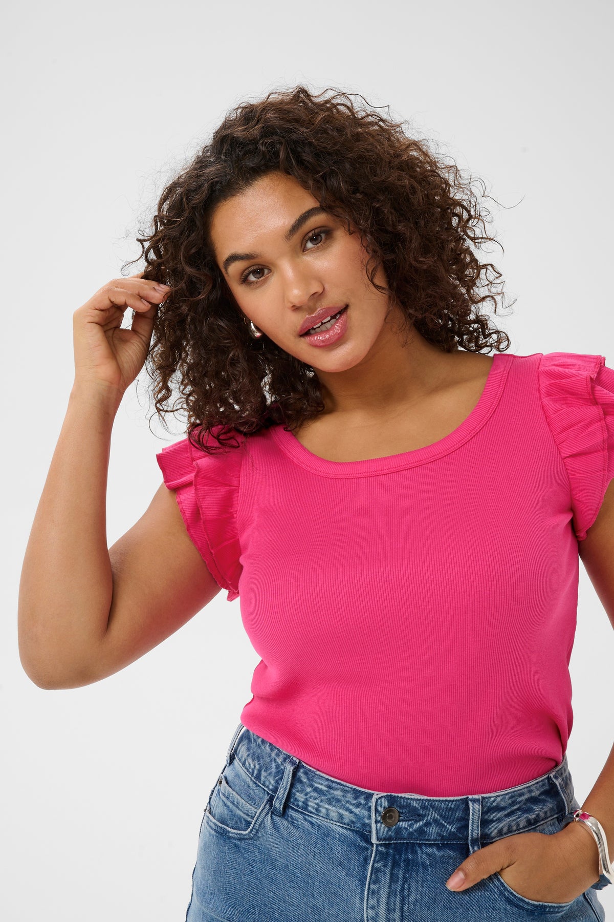 Kaffe Curve Carina Flounce Top in Fuchsia 