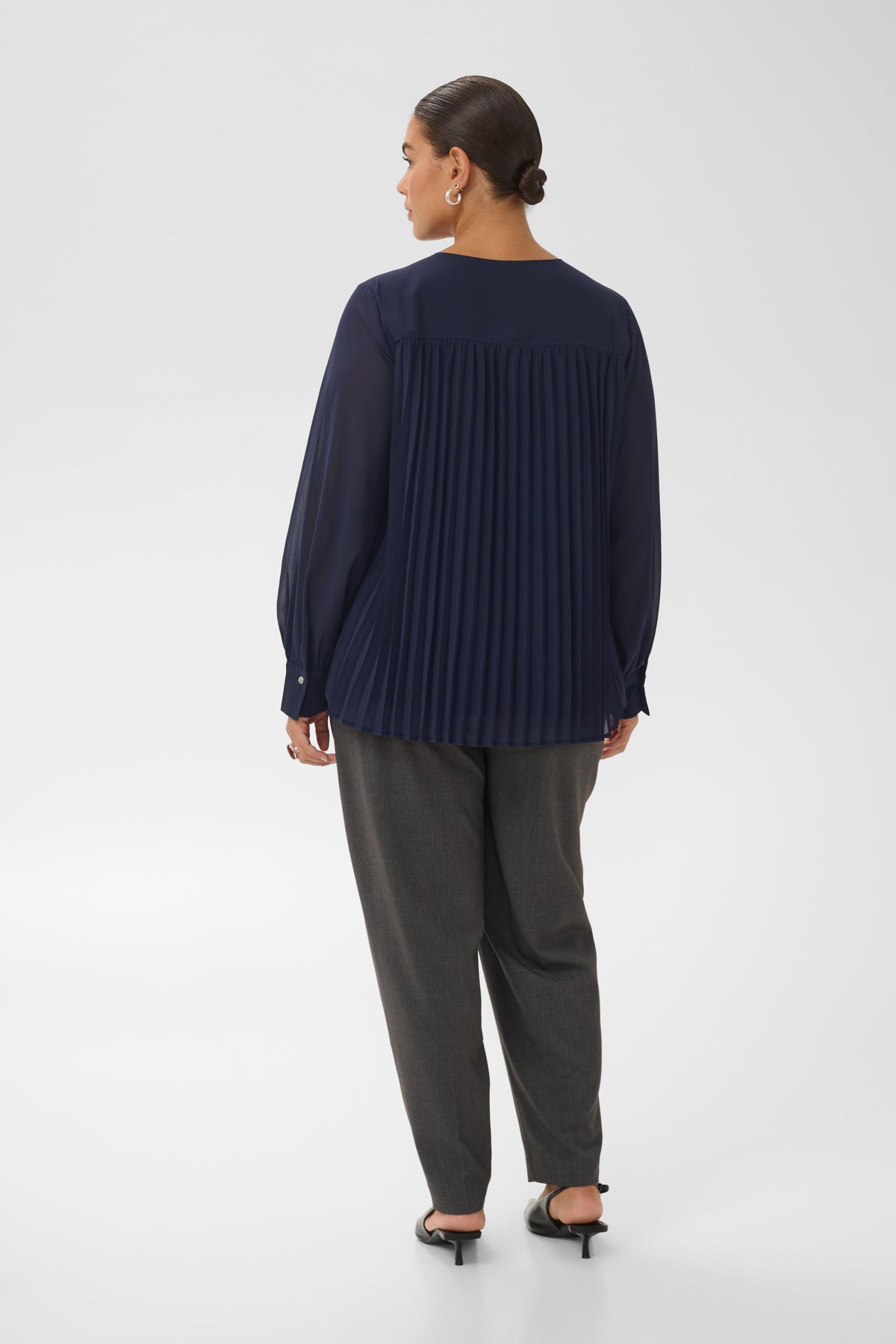 Kaffe Curve Eliana Blouse in Graphite 