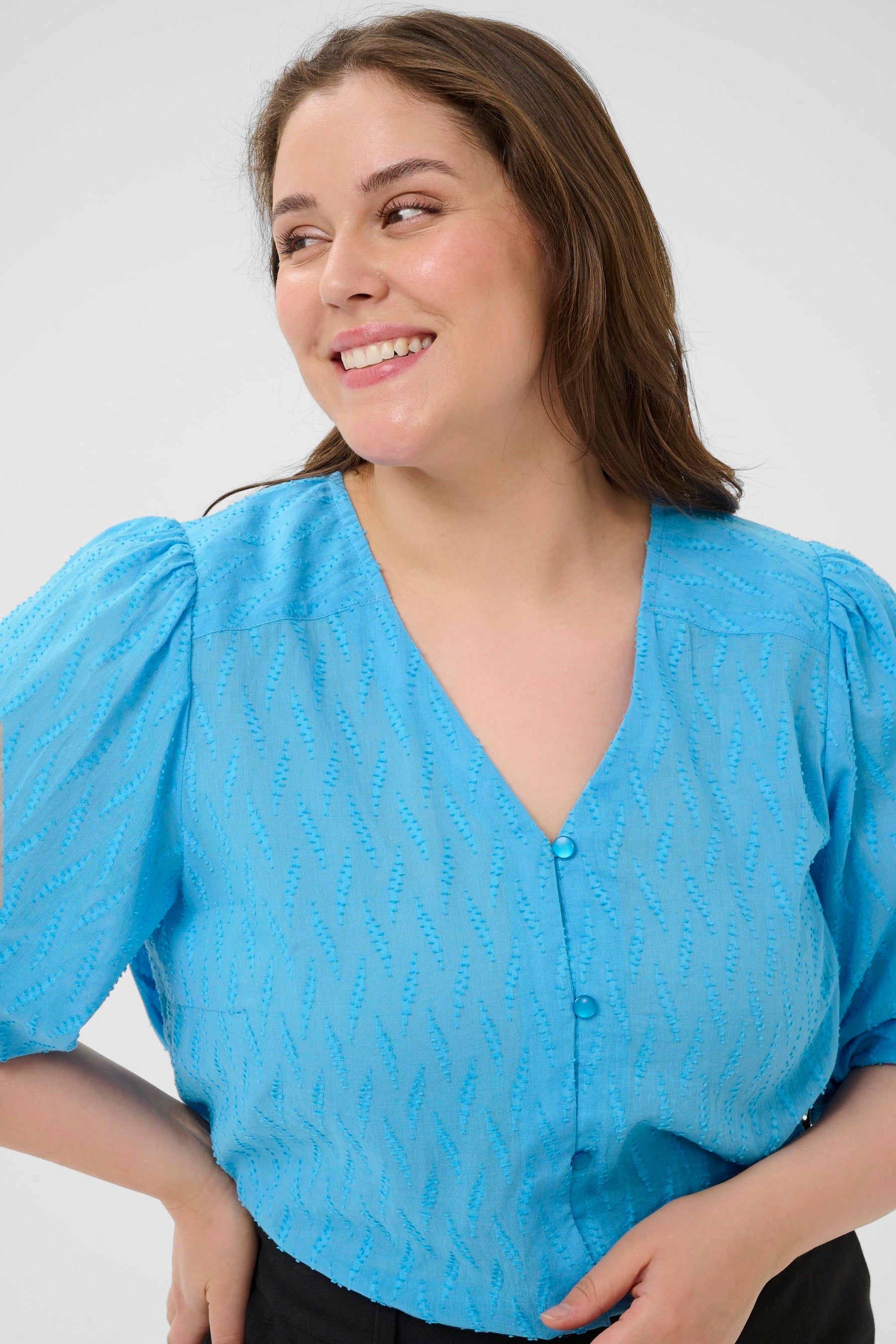 Kaffe Curve Gabby Blouse in Blue