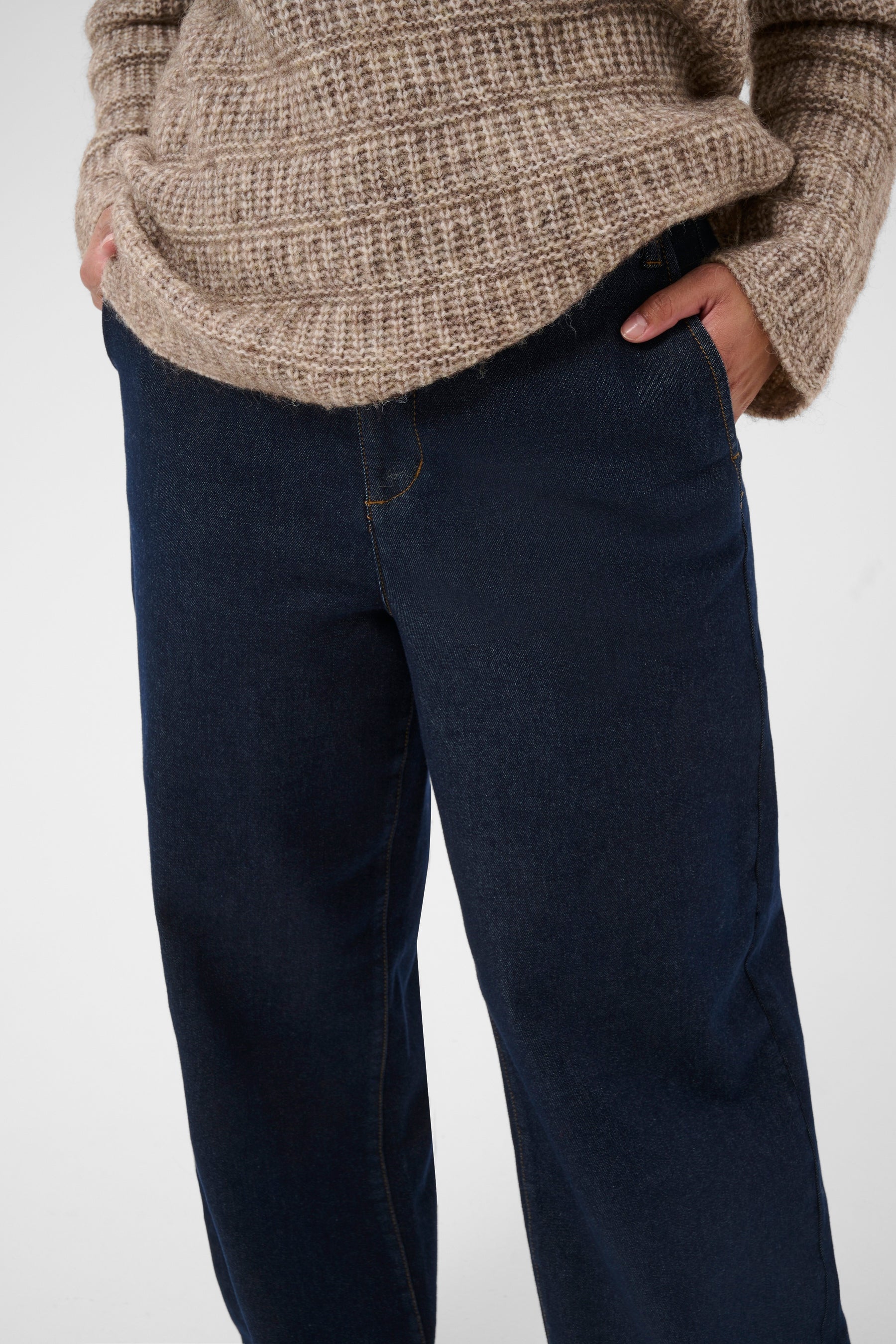 Kaffe Curve Hailey Jeans in Dark Denim 