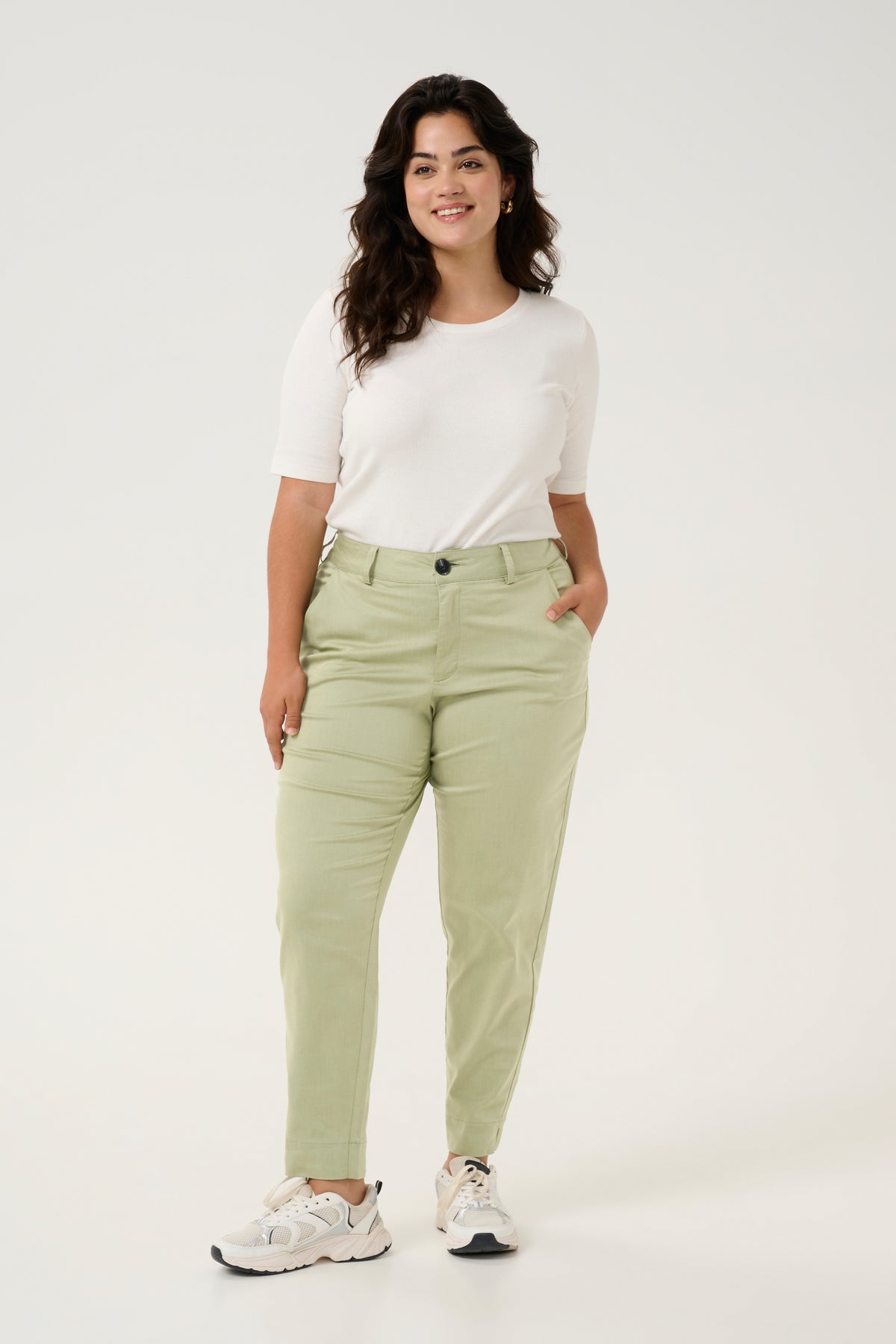 Kaffe Curve Leana Chino in Green