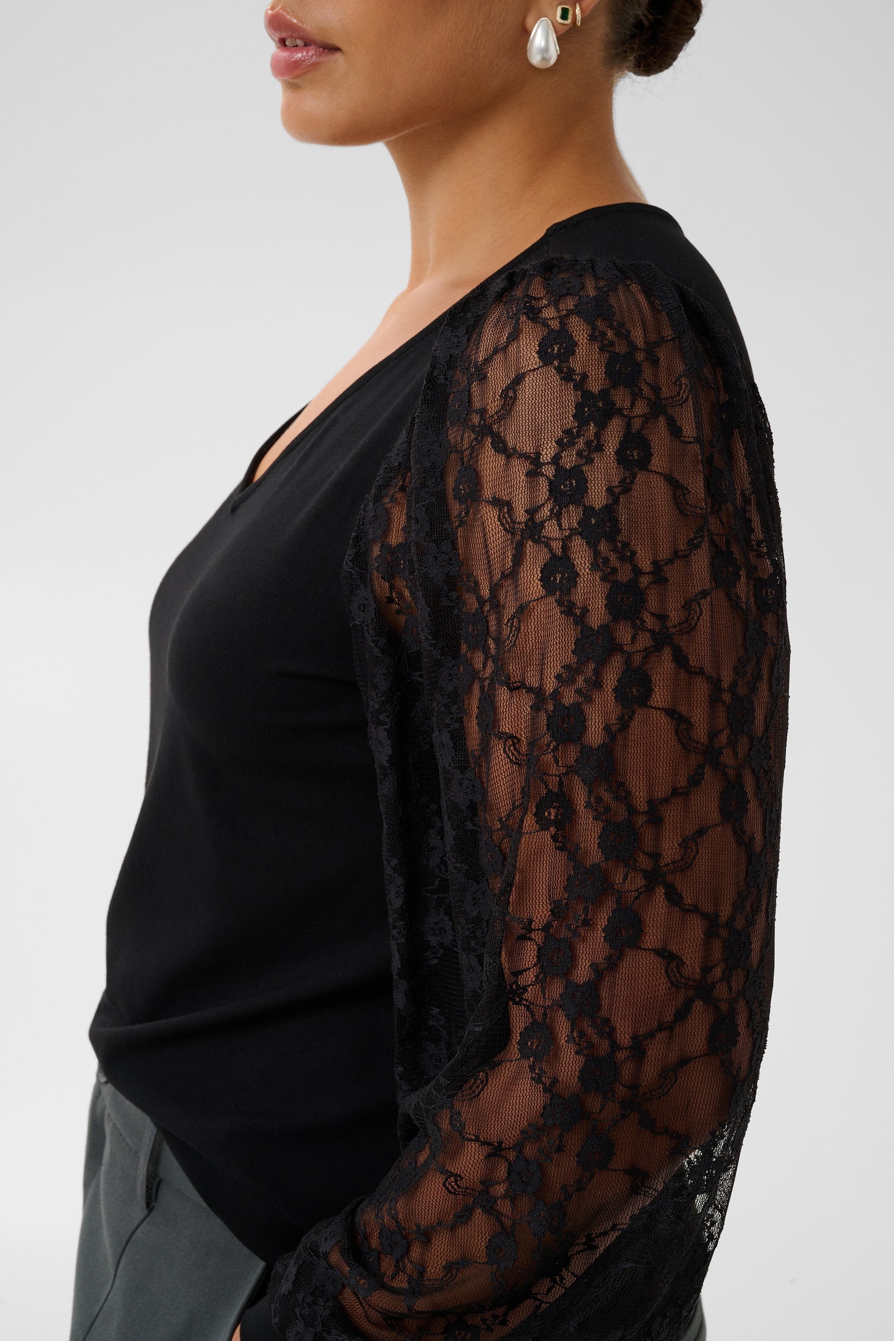 Kaffe Curve Leona Blouse in Black 