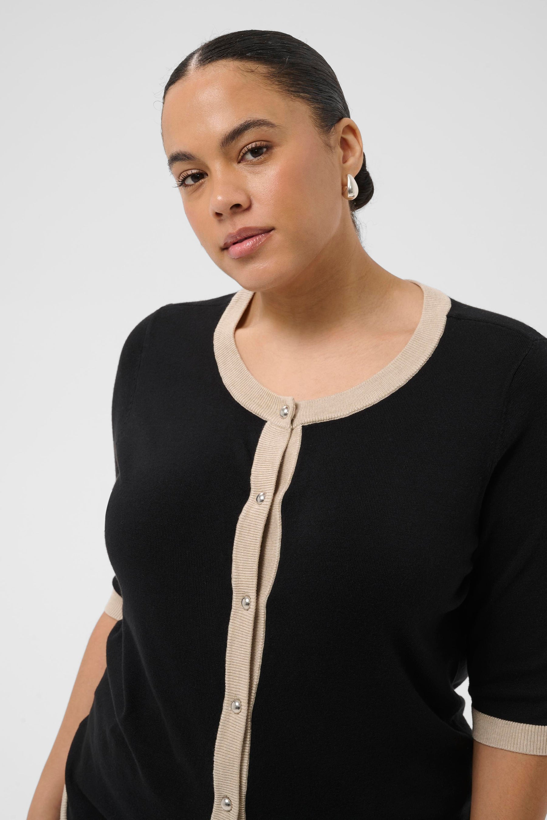 Kaffe Curve Lizzy Contrasting Edge Cardigan in Black