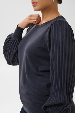 Kaffe Curve Loni L/S Jumper in Graphite 