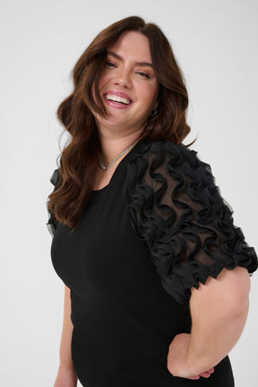Kaffe Curve Lucinda T-Shirt in Black