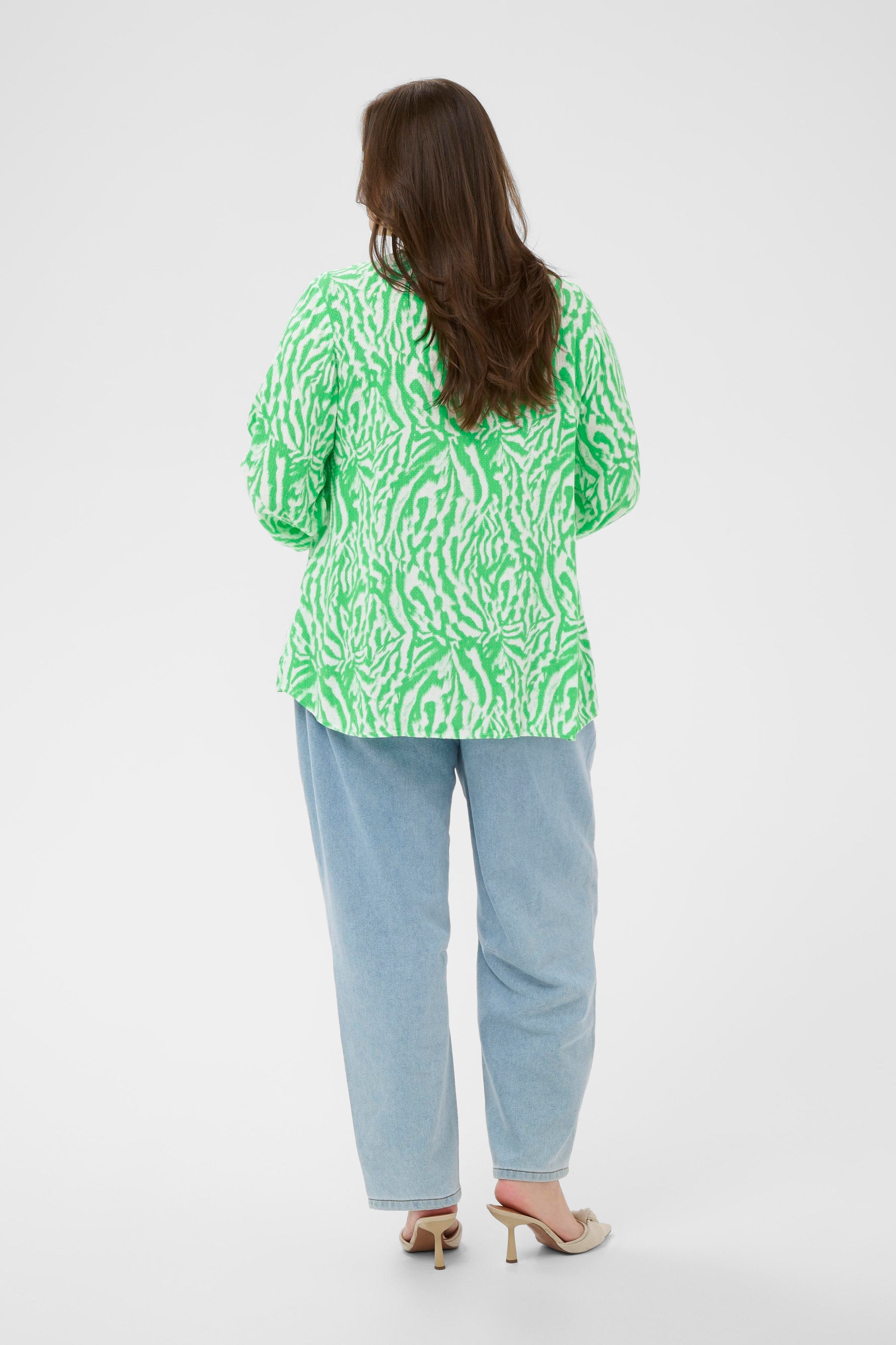 Kaffe Curve Mahlena Blouse in Green, the back, long sleeves, 