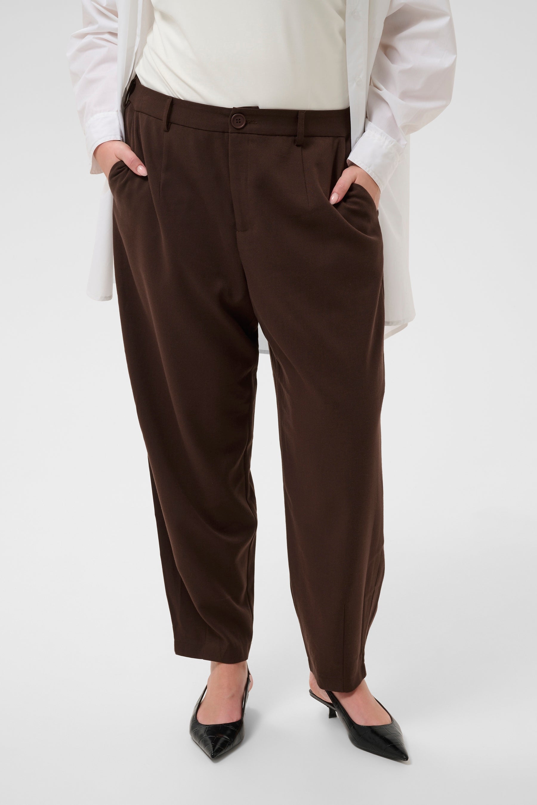 Kaffe Curve Merla Trousers in Brown 