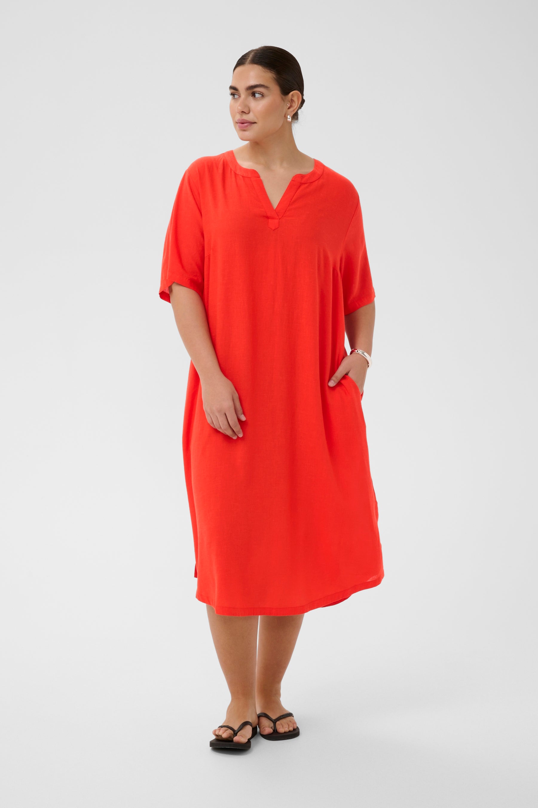 Kaffe Curve Millie Kaftan Dress in Red 
