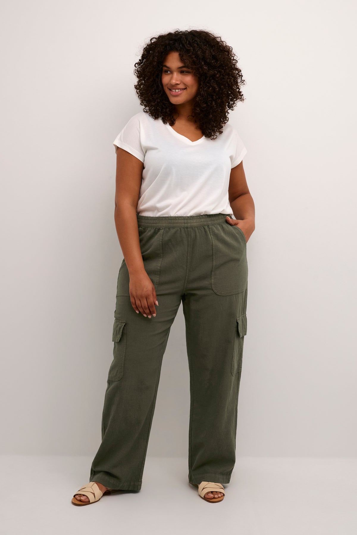 Kaffe Curve Nana Cargo Pants in Khaki