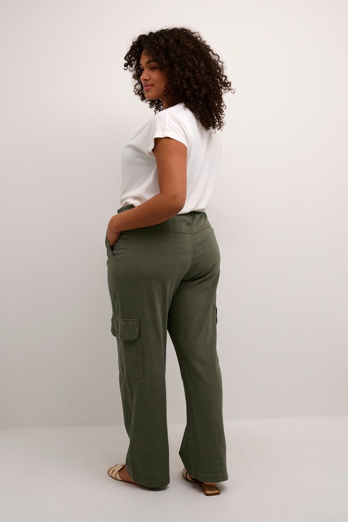 Kaffe Curve Nana Cargo Pants in Khaki