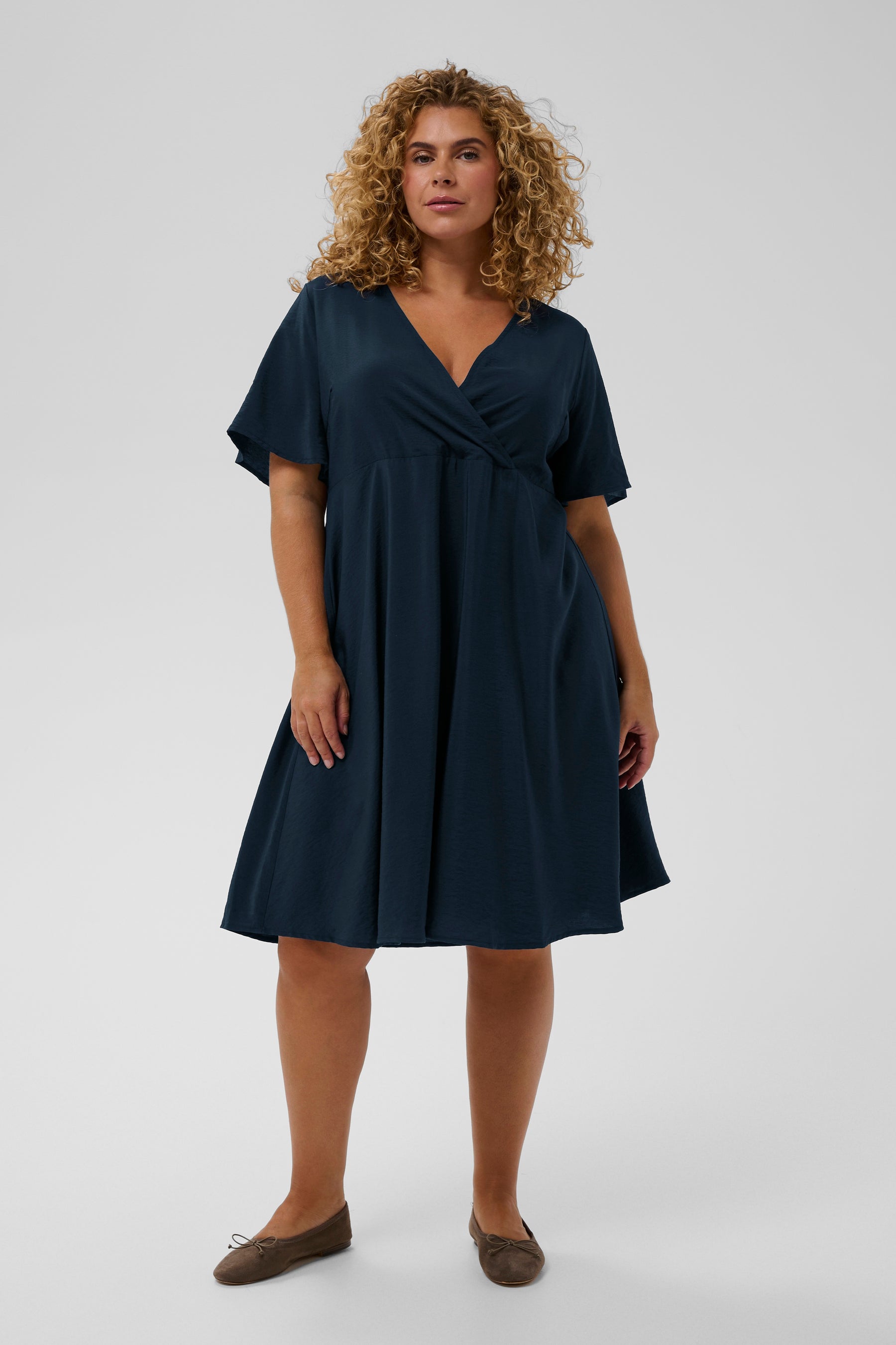 Kaffe Curve Neela Dress in Navy 