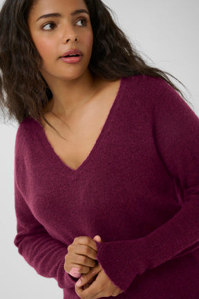 Kaffe Curve Niela V-Neck Jumper in Wine